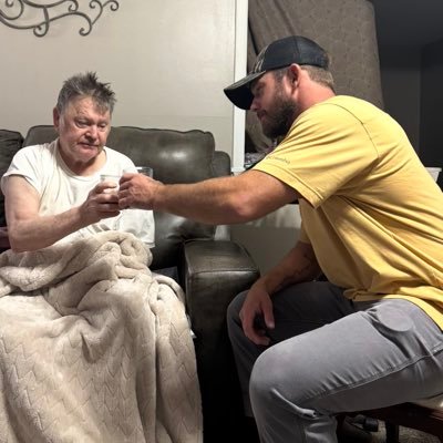 catfishrizzle's profile picture. 