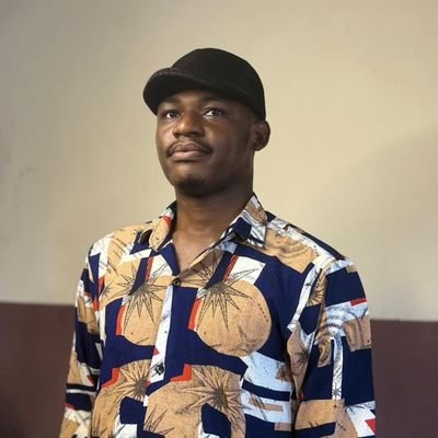 realchrisdavid1's profile picture. Copywriter// I help brands 10X their sales by crafting irresistible Copies and running paid Ads..