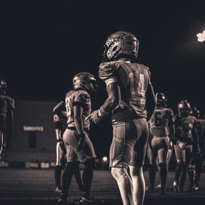 kade_buxton's profile picture. Sapulpa FB, Nckl Lb S, 5’10” 180 4.5 40