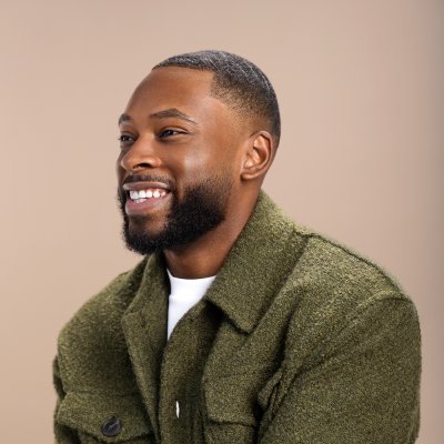 raisedbystyle's profile picture. Founder of Content to Commas™ • Ex-Kickstarter, Squarespace, + Ralph Lauren • Forbes 30U30