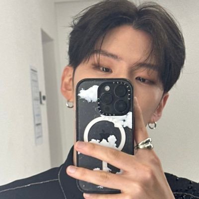 _yookihhhh's profile picture. 𝐔𝐧𝐫𝐞𝐚𝐥—93L. 몬스타엑스’s Main Vocal. 𝐘𝐨𝐨 𝐊𝐢𝐡𝐲𝐮𝐧, the guy that will captivate you with his angelic voice & killer smile. nd.