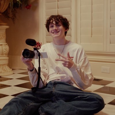 Shaunie's profile picture. social media/photography | youtube @imdukedennis @st0mpn @ricciontwitch