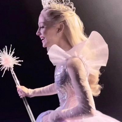 pokebabyrei's profile picture. estou na @reeivee