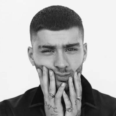 astermeli's profile picture. devoted to @zaynmalik | mind of mine & bordersz version | 18 ✮⋆˙
