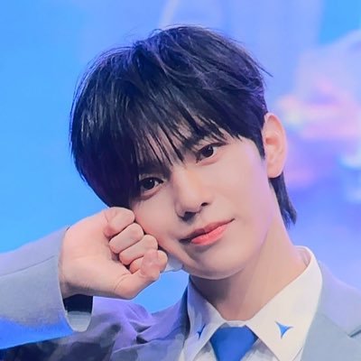 mmmuya2's profile picture. 니가 먹고 있는 비냉도 둥규님이 비벼주신 것이다