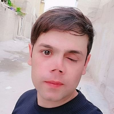 syd_qp's profile picture. 11 شـباط 2017 يومـها تركـت قنـبلة دخانـية اثـرها علـى وجـهي وهشـمته فـي سـاحة التـحرير ببـغداد