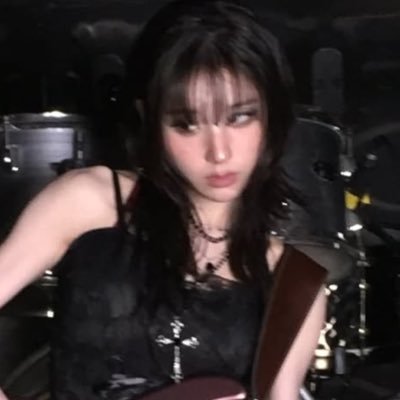 minsguitar's profile picture. 