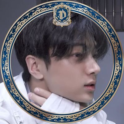 r0se_820's profile picture. 