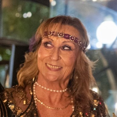 susyqe24's profile picture. 