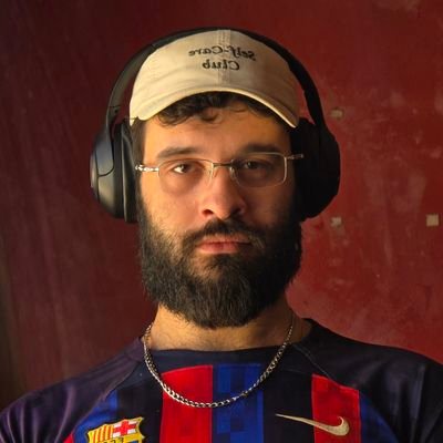 vilarfelip's profile picture. Gamer e gostoso, dois opostos pra manter o equilíbrio. 
            Faço lives de games e conversas no tiktok e quero você lá 🥰