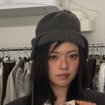 Skylar_Rose03's profile picture. 22— he/him🏳️‍⚧️ /ult group: Twice OT9 /biases:Jeongyeon, jihyo, Lara /group stans: NMIXX, Itzy, Aespa, Dreamcatcher, Katseye/ thaiglwatcher/ UJB❤️