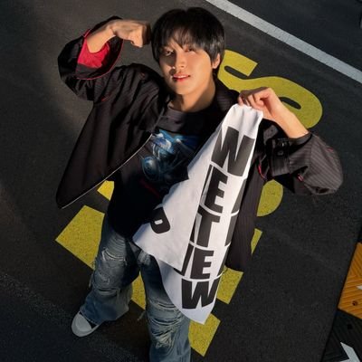 iluvjee's profile picture. just a fangirl 𐙚˙⋆  . .