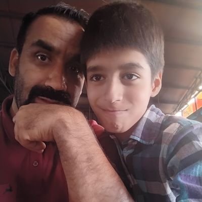 Shinvanuk's profile picture. |Muslim|Kashmiri|Son|Brother|Husband|Father|Reader|Books|Bookshelves|Bibliophile|Javaphile|Chronophobic|Orophile|Phytophile|Clinophile|