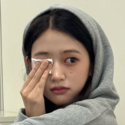 ETk1020k's profile picture. 