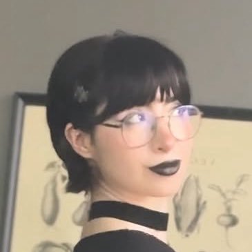 knotagirl's profile picture. cutest werewolf you’ve ever seen / mun is 20 mdni / next full moon: dec. 4