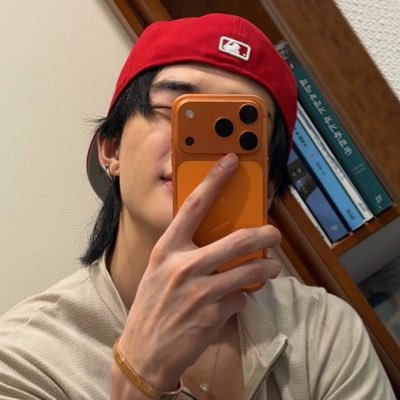 skzyeol's profile picture. 