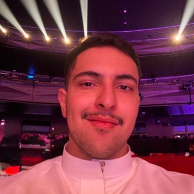 Realwooy's profile picture. 