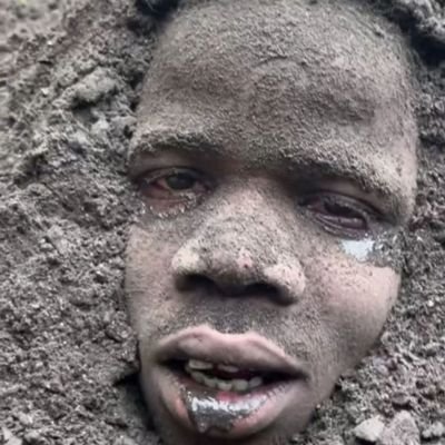 Otisdeyforyou's profile picture. you don't pray? 😳