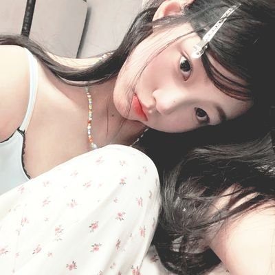 fisnland's profile picture. 𓍯 business⭑ upon the silent snow-kissed earth, the echoes of carols linger  a haven where winter dreams whisper ❆