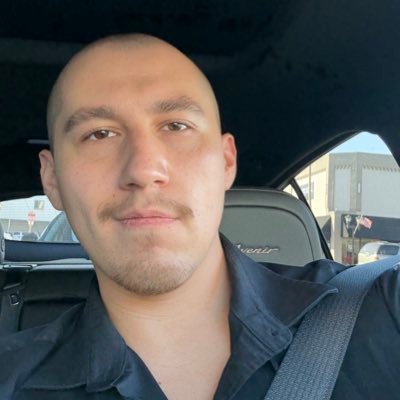 BradRyler's profile picture. just a big guy who loves to stretch his hole with toys. 🐻 clips from my 0F , ⬇️ 21 +