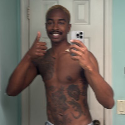 nomufftootuff's profile picture. 26 | racism, sexism, homophobia and many more terrible things! now including alcoholism