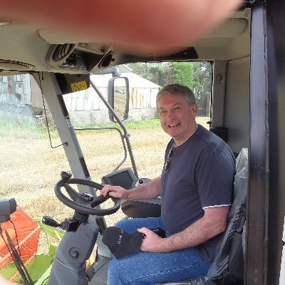 RCowley185R's profile picture. 