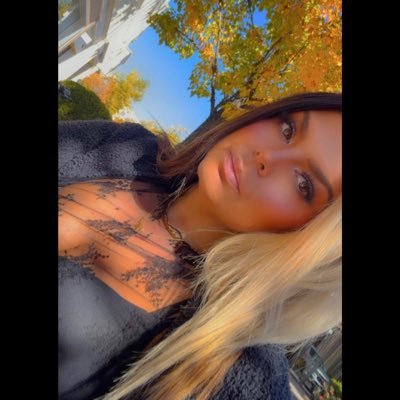 ashslayyyxo's profile picture. ⋆⎯ the delusional pokemon go princess ⎯⋆ worlds worst pogo gifter ❤︎︎ ☁︎︎ a girl without her vape is like an angel without its wings ☁︎︎