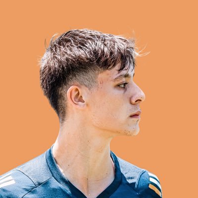 LaMadridiah's profile picture. 𝖨’𝗆 𝖠𝗒𝖺 🇴🇲 | 𝖶𝖺𝗅𝗅𝗉𝖺𝗉𝖾𝗋 𝖽𝖾𝗌𝗂𝗀𝗇𝖾𝗋 📱 | 𝖠𝖦𝟣𝟧 💎 | 𝖨𝖦 : 𝗅𝖺𝗆𝖺𝖽𝗋𝗂𝖽𝗂𝖺𝗁 | #𝖥𝗋𝖾𝖾𝖯𝖺𝗅𝖾𝗌𝗍𝗂𝗇𝖾 🇵🇸