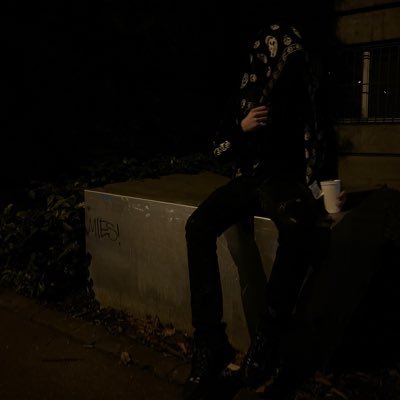 lvntxo's profile picture. moneys