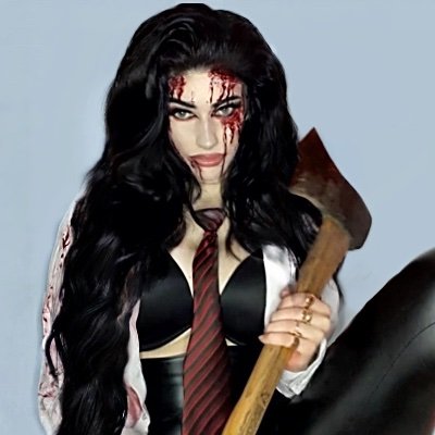 Astraprisity's profile picture. Actress starring in your bad dreams⸆⸉ 🐉🥀⚔️🌑🏹 37k tiktok 👩‍❤️‍💋‍👩🏳️‍🌈🇵🇸🇬🇷 writer✍🏻 cosplayer🎭 @astrapricity ✨big bad scary gay politics✨