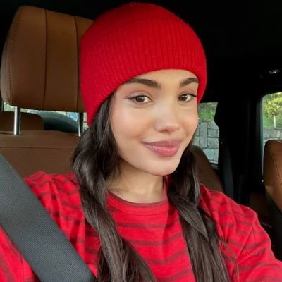 yiglizsans63314's profile picture. 