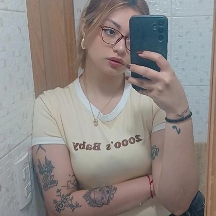 Camzowi's profile picture. Mamá de Ciro🤍/Hincha de independiente🇦🇹/25./Sagitario como Britney Spears./Slytherin🐍/ Vi a Messi levantar la del mundo🏆🇦🇷/ 𝒯.❤️‍🩹