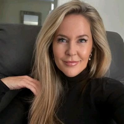 JoyMary628687's profile picture. DON'T SUPPORT EVIL OR NEVER DECEIVE ANYBODY, HAVE HOPE IN GOD AND NEVER FORGET TO CHARITABLE TO PEOPLE AROUND YOU