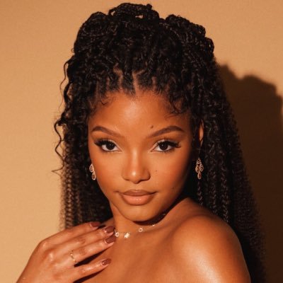 hallesources's profile picture. Halle Bailey Fanpage ♡ https://t.co/nbmJ3Wt591