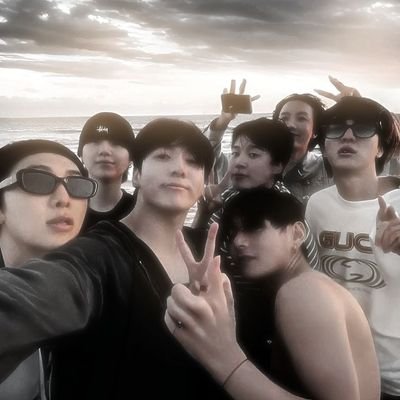 btsarebackyoo's profile picture. Just a bts army, trying to be updated about my seven 💜