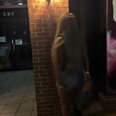 ANG3L0FT3RR0R's profile picture. 18