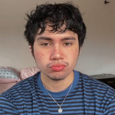 cloudyboyx's profile picture. nocturnal baker | IG: calebsvnchez