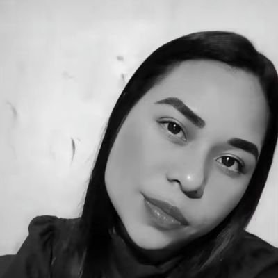 Emilly_souza972's profile picture. 