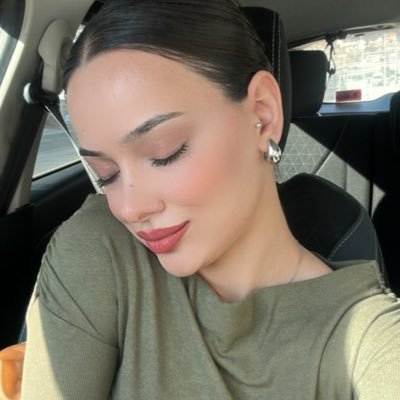 merveburkeeev's profile picture. ⚕️