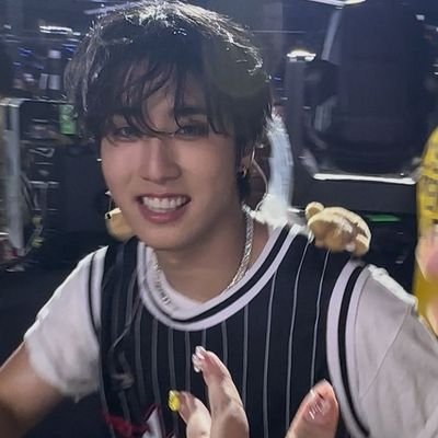 crazypilotss's profile picture. 𝗐𝗁𝗂𝗌𝗉𝖾𝗋𝗌    ঌ    𝗈𝖿    𝗍𝗁𝖾 ─── 𝐬𝐨𝐮𝐥