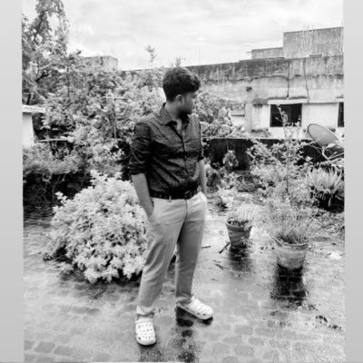 randomstrytlr's profile picture. 25 , 

Hala madrid! ⚪⚽
🩺👨‍⚕️