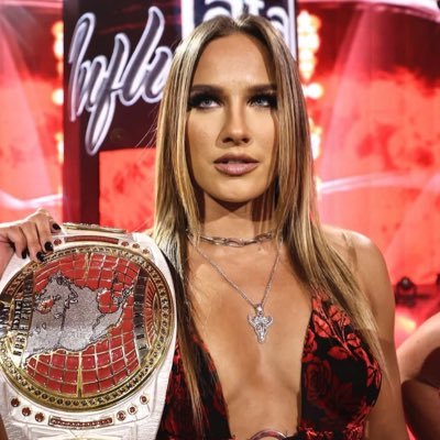 BLOGBYDIVA's profile picture. ⓘ this user loves women’s wrestling 💋| fan acc | looking 4 moots  ♡꣓⠀˚