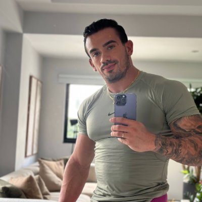 LindaFarrelly4's profile picture. Never afraid of failure dare the impossible