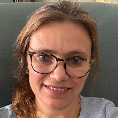 CrisStefana's profile picture. 