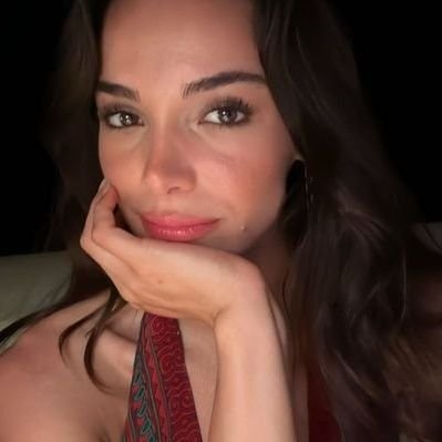 vanillaskyhz2's profile picture. -all extremes of feeling are allied with madness-                                                                     

fan acc falan filan 💌🏳️‍🌈