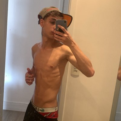 Bagatim_'s profile picture. criador de conteúdo https://t.co/dgzY1obGO6🔞