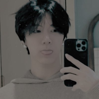 milescarmellan's profile picture. kiss me again