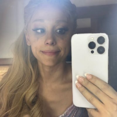 gngreedy's profile picture. ari and beyonce ended ur favs