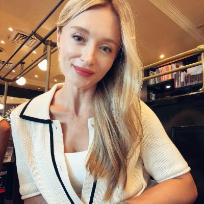 Ary19Mary's profile picture. A girl who loves politics and guns enjoys taking on various challenging and exciting activities in her spare time