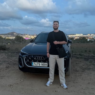 _josh_reynolds's profile picture. 🌴